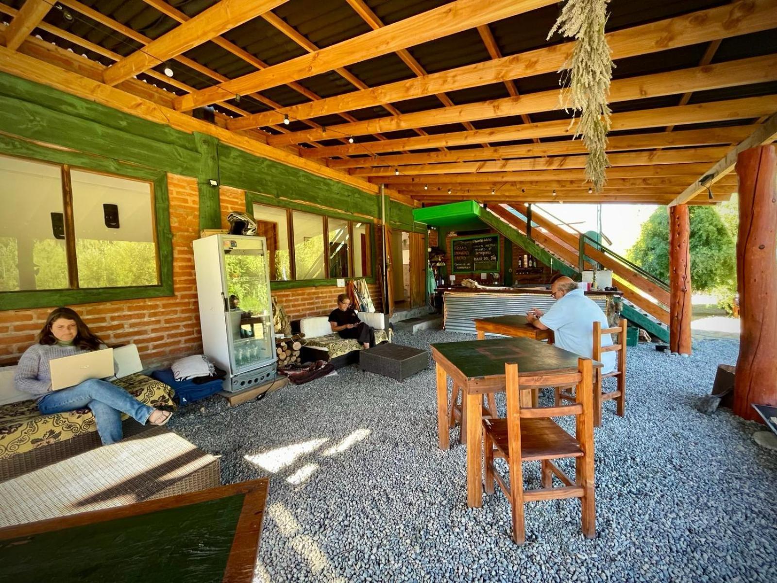 Hostal Del Rio El Bolsón Εξωτερικό φωτογραφία